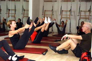 De Pilates Studio - Palma Personal Training workshop 2016 mat session